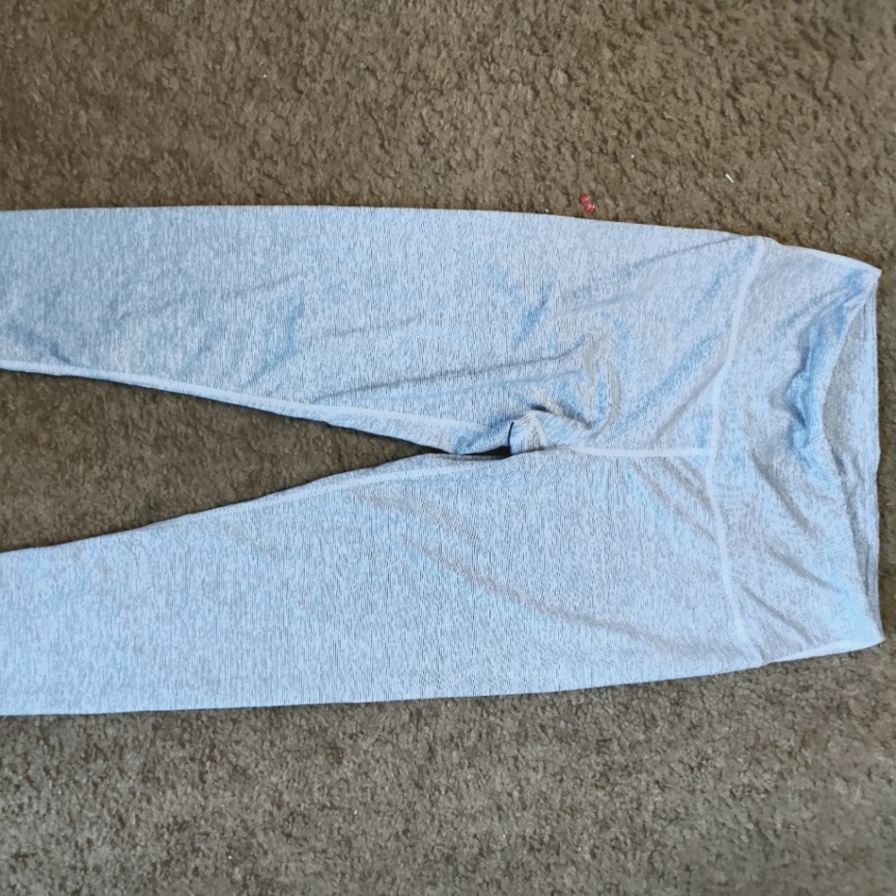 Leggings, stripped black and silver white with nice stretch!